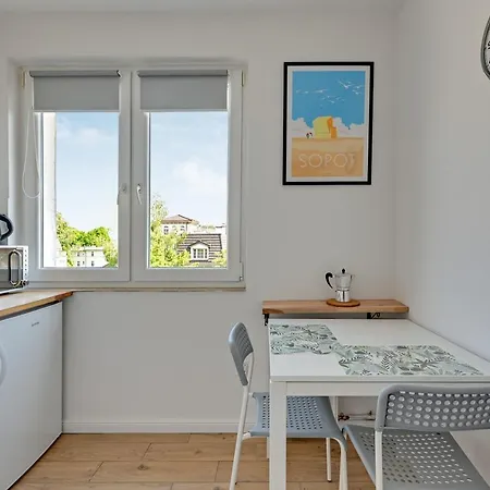 Korfu - 200 M From The By Lion Apartamento