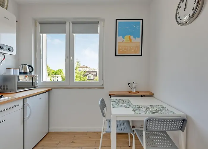 Korfu - 200 M From The By Lion Appartement